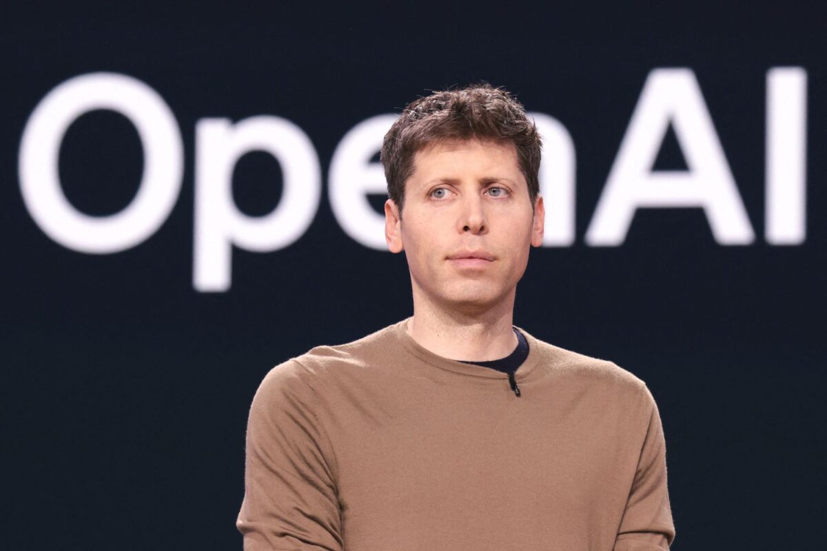 cd1295c7bf19b199538c98491e209a38_Sam-Altman-1200x800.jpg